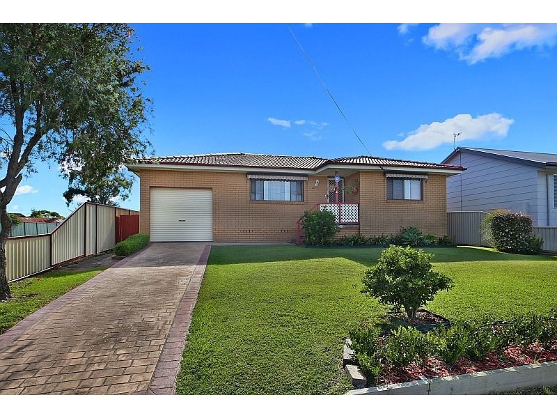 33 Robertson Road, Killarney Vale NSW 2261