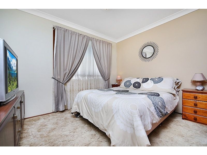 33 Robertson Road, Killarney Vale NSW 2261