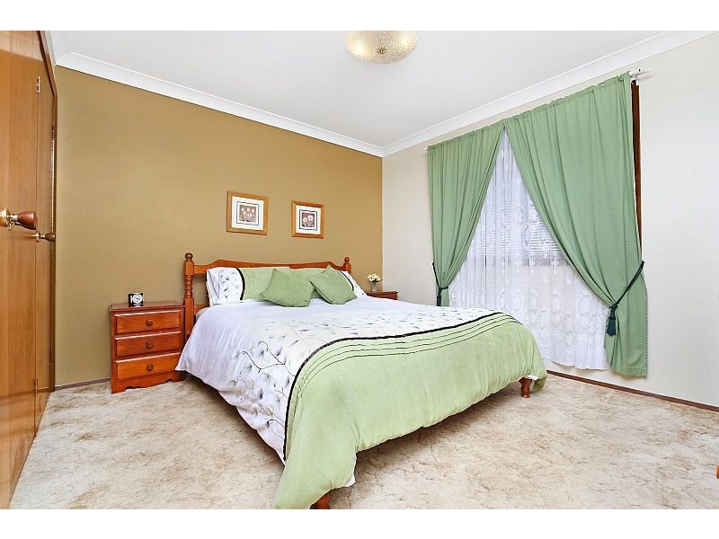 33 Robertson Road, Killarney Vale NSW 2261