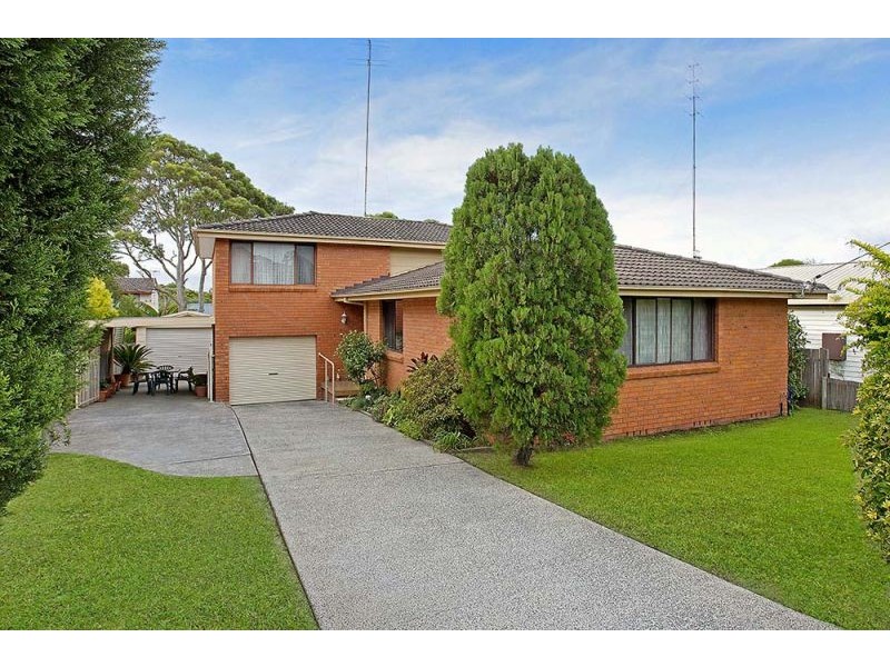 9 Highclere St, Bateau Bay NSW 2261