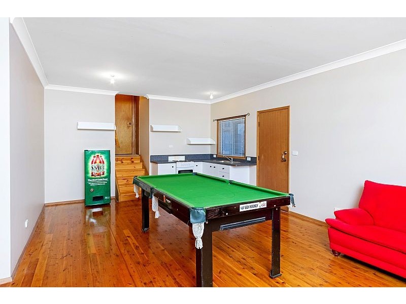 4 Colin Street, Berkeley Vale NSW 2261