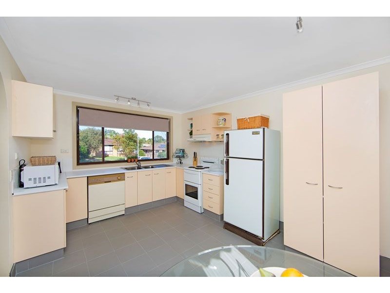 7 Hibiscus Close, Bateau Bay NSW 2261