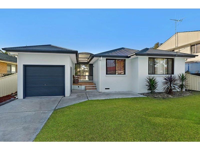 36 Bloomfield St, Long Jetty NSW 2261