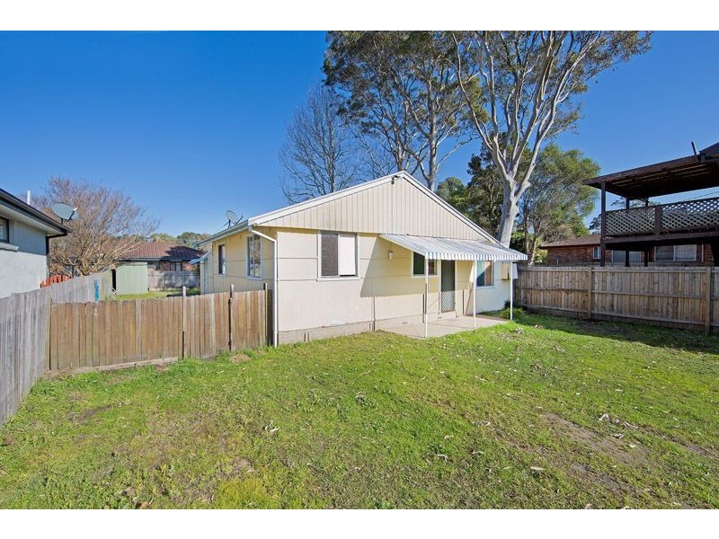 44 Lakedge Avenue, Berkeley Vale NSW 2261
