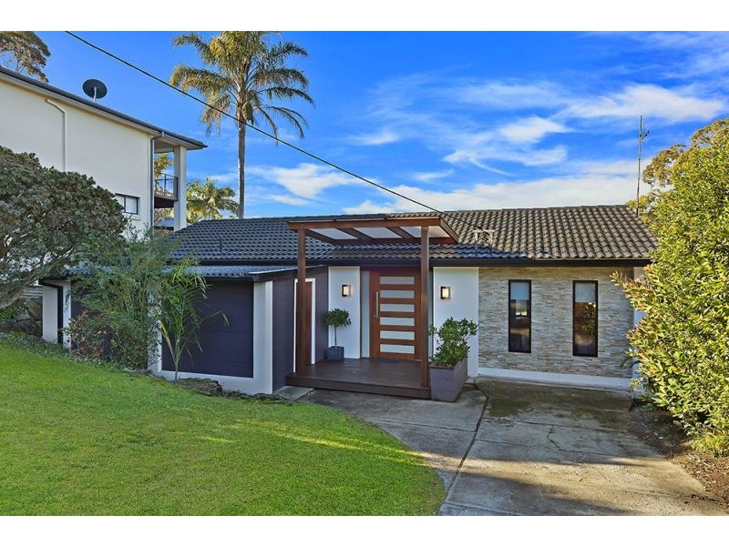 8 Wirigi Street, Berkeley Vale NSW 2261