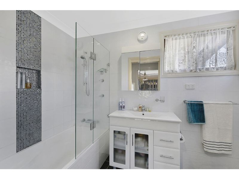 30 Mawson Drive, Killarney Vale NSW 2261