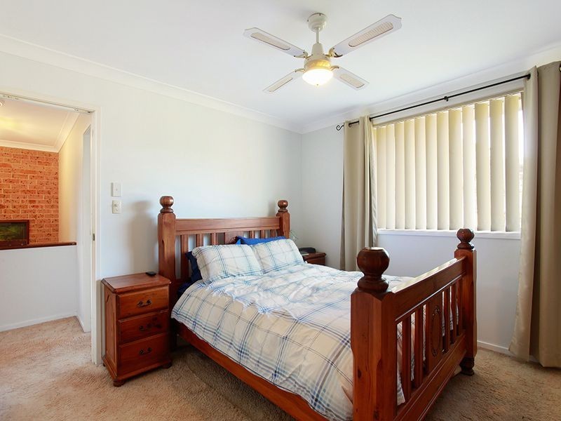8/1 Hobbs Close, Bateau Bay NSW 2261