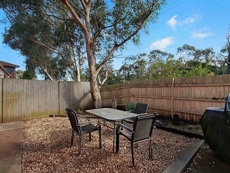 8/1 Hobbs Close, Bateau Bay NSW 2261