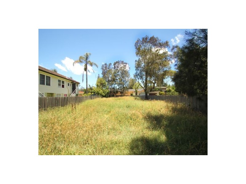 5 Lucinda Ave, Killarney Vale NSW 2261