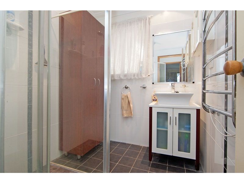 10 Belshaw Place, Bateau Bay NSW 2261