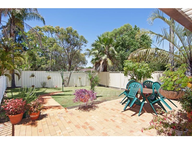 10 Belshaw Place, Bateau Bay NSW 2261