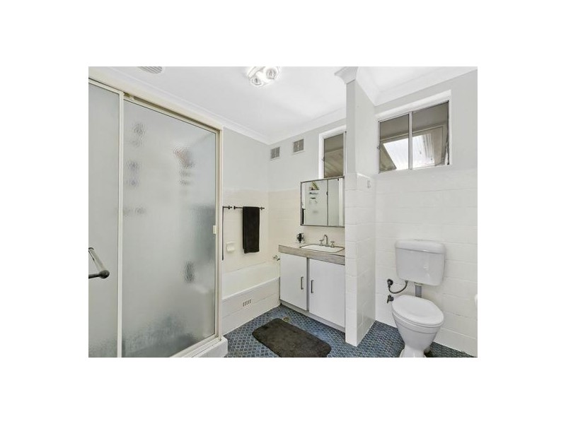 30 Yimbala Street, Killarney Vale NSW 2261