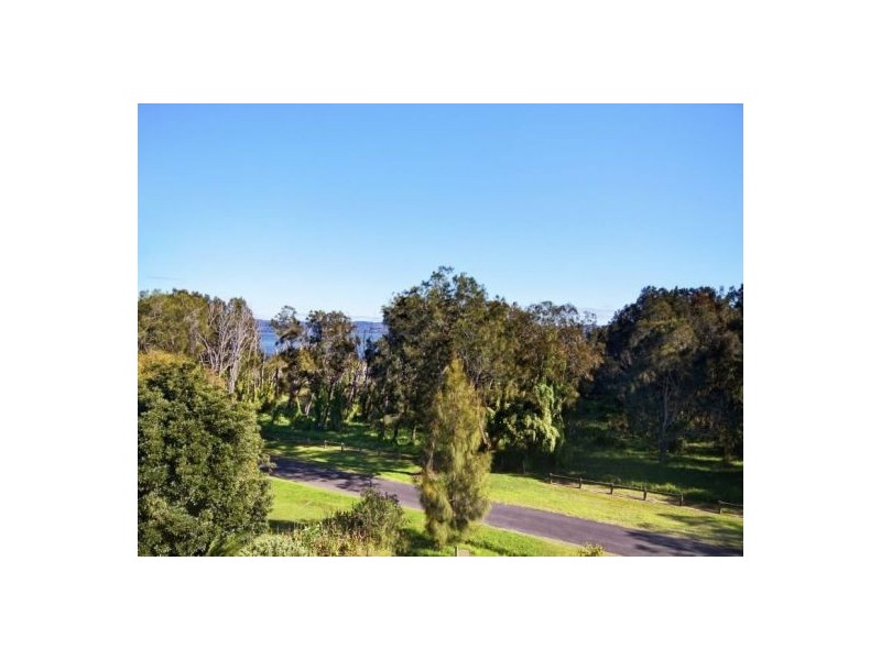 55 Lakeside Parade, The Entrance NSW 2261