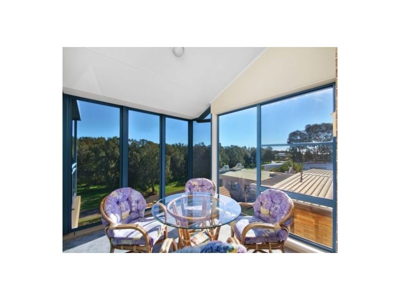 55 Lakeside Parade, The Entrance NSW 2261