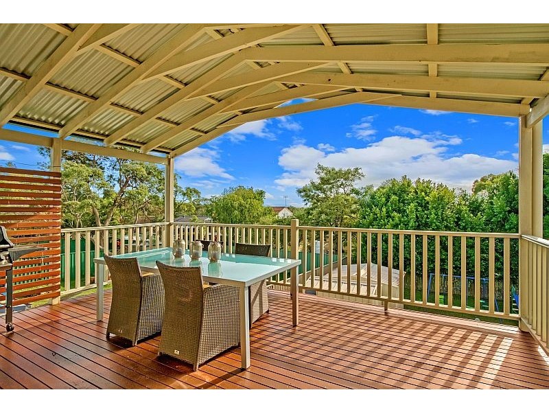 5 Sabrina Ave, Bateau Bay NSW 2261
