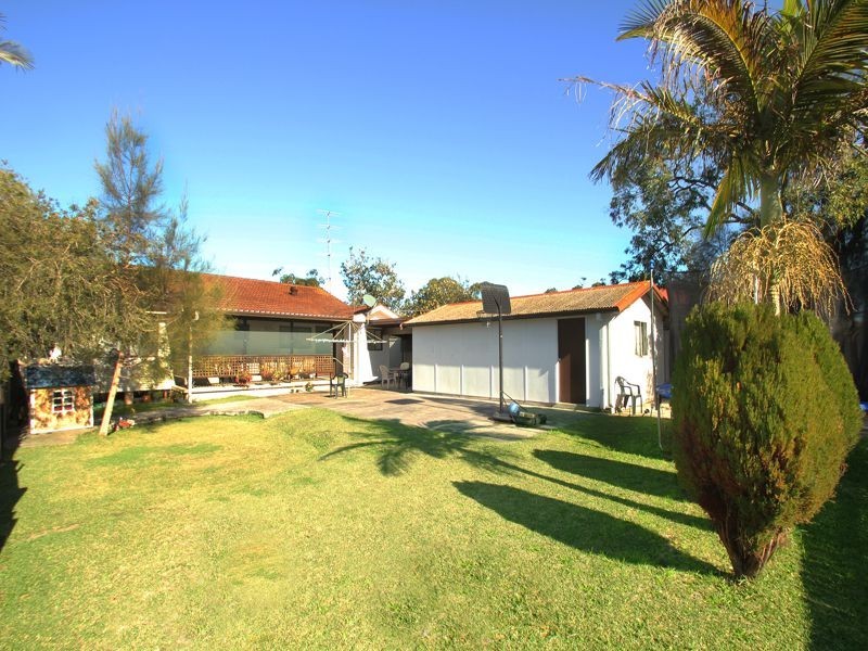 15 Cook Road, Killarney Vale NSW 2261