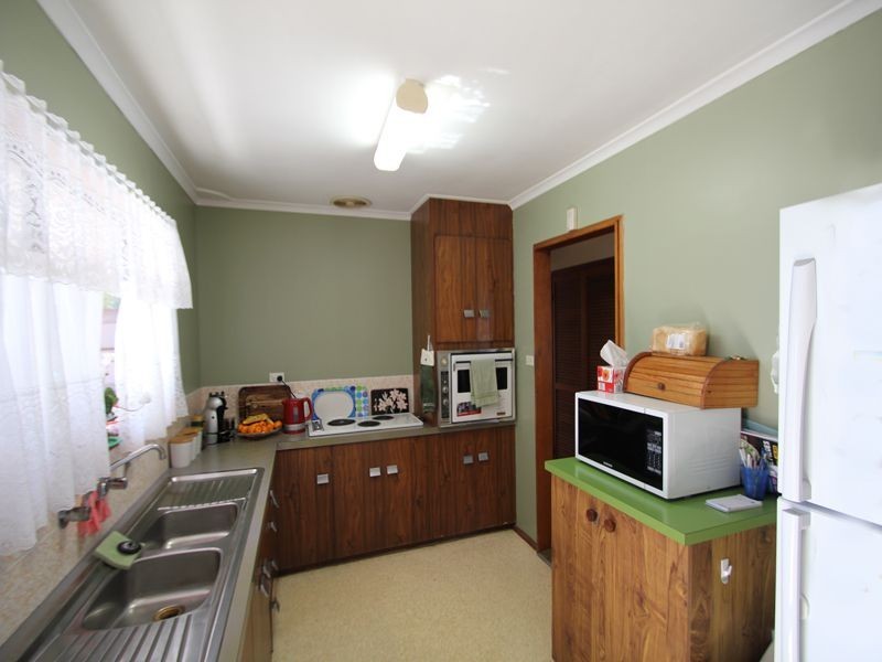 15 Cook Road, Killarney Vale NSW 2261