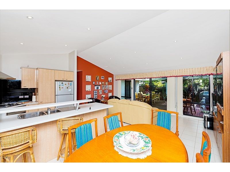 2/22 Main Street, Killarney Vale NSW 2261