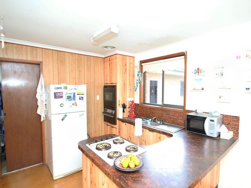 8 Shaw Street, Killarney Vale NSW 2261