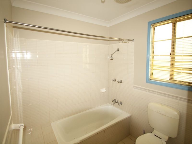 17 Judith Anne Drive, Berkeley Vale NSW 2261