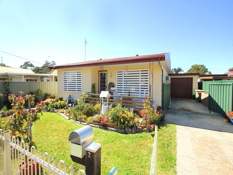 2 Cunningham Road, Killarney Vale NSW 2261