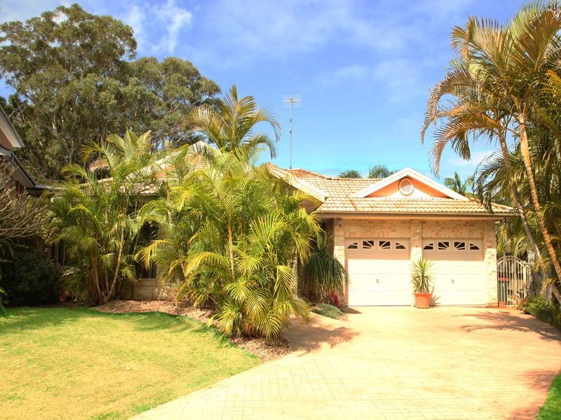 7 Pierre Close, Tumbi Umbi NSW 2261