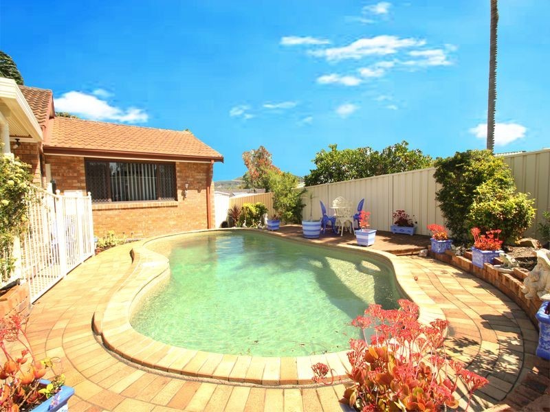 149 Cresthaven Avenue, Bateau Bay NSW 2261