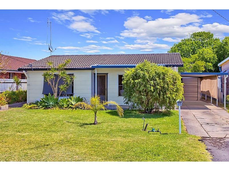 33 Tasman Avenue, Killarney Vale NSW 2261
