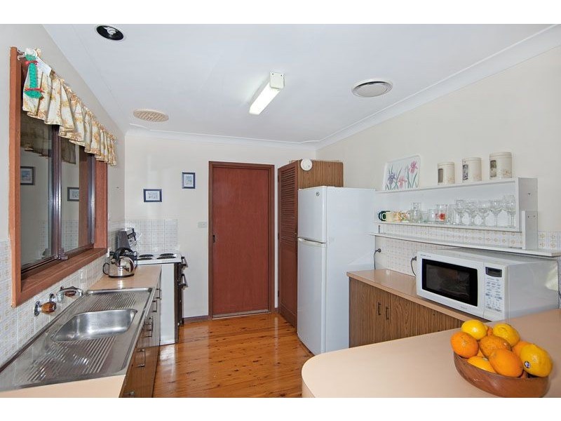 4 Cunningham Road, Killarney Vale NSW 2261