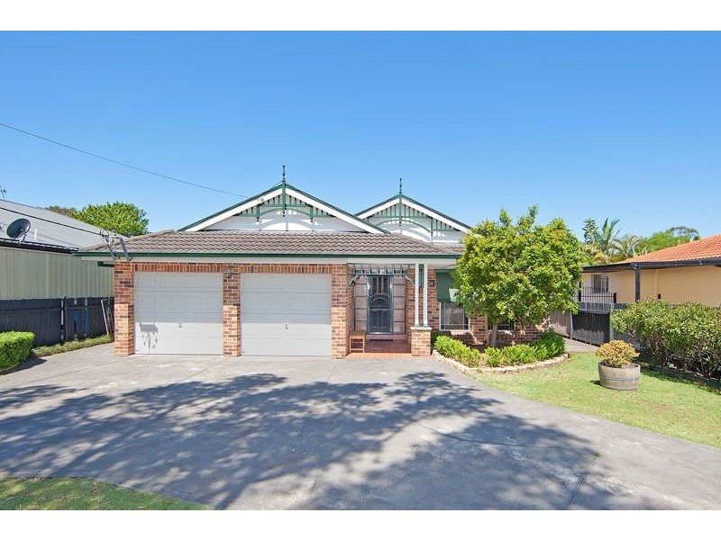 9 Shamrock Drive, Berkeley Vale NSW 2261