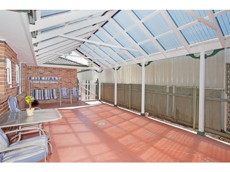 9 Shamrock Drive, Berkeley Vale NSW 2261