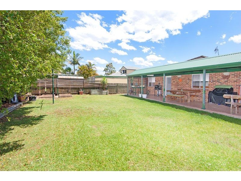 9 Shamrock Drive, Berkeley Vale NSW 2261