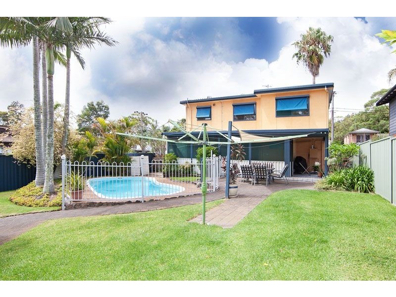 95 Albatross Road, Berkeley Vale NSW 2261