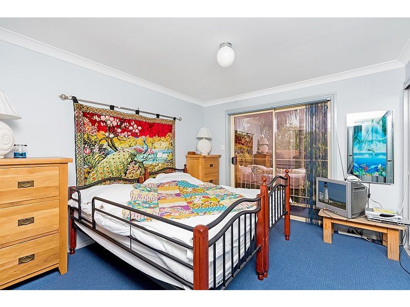 1/8 Benalla Cl, Killarney Vale NSW 2261