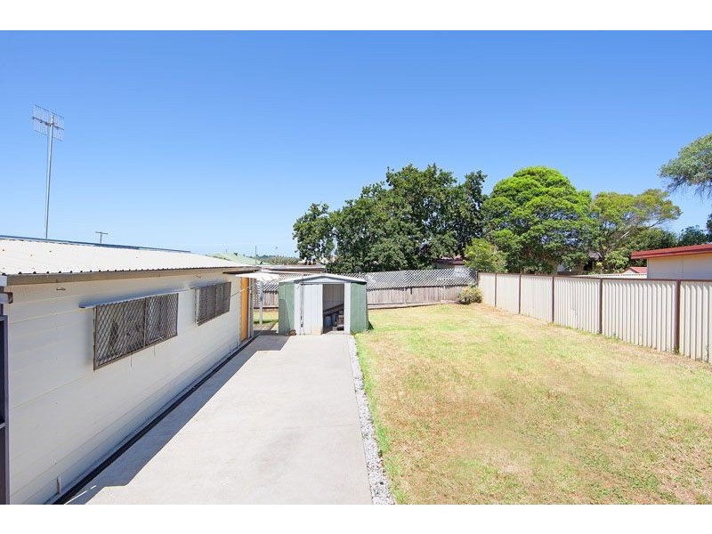 40 Dampier Blvd, Killarney Vale NSW 2261