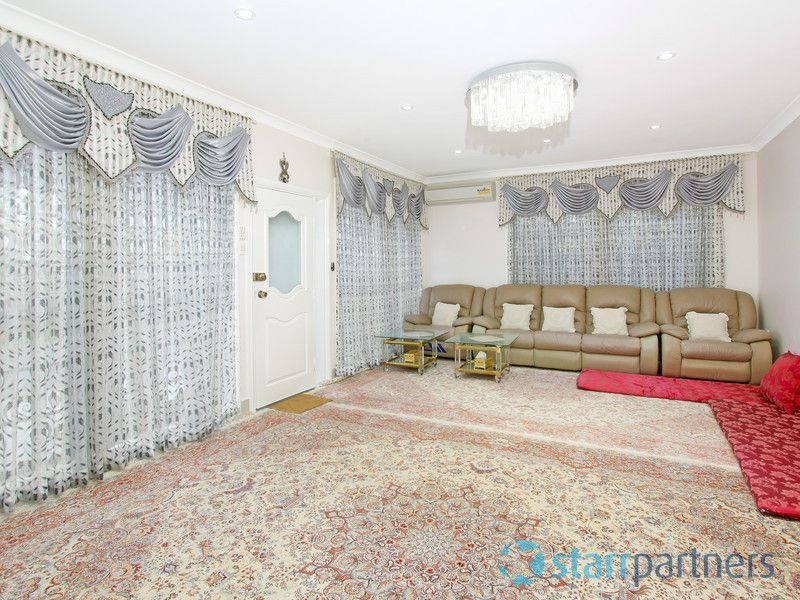 13 Heath Street, Auburn NSW 2144