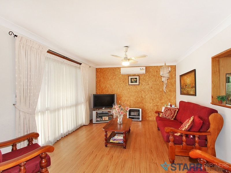 1 Manly Place, Woodbine NSW 2560