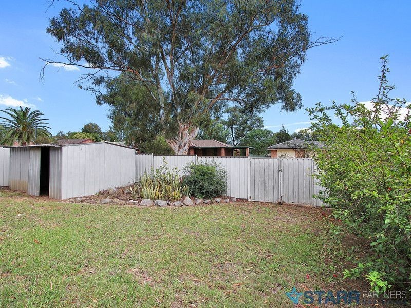 1 Manly Place, Woodbine NSW 2560