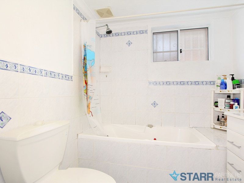 4/50a Amy St, Regents Park NSW 2143