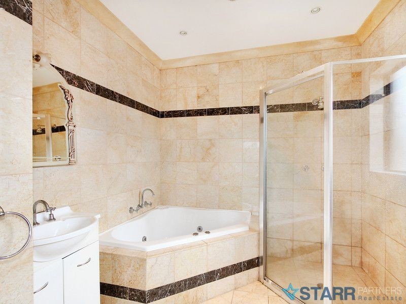 55 Leura Rd, Auburn NSW 2144