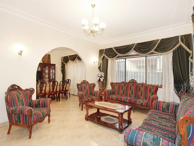 18 Cambridge St, Lidcombe NSW 2141