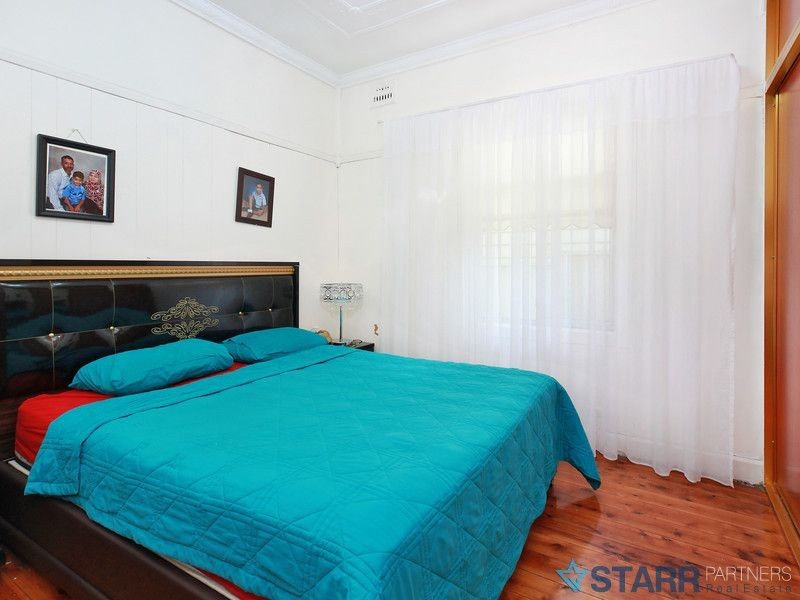 25 Cumberland Rd, Auburn NSW 2144