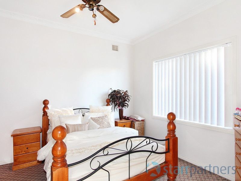 76 Cumberland Rd, Auburn NSW 2144