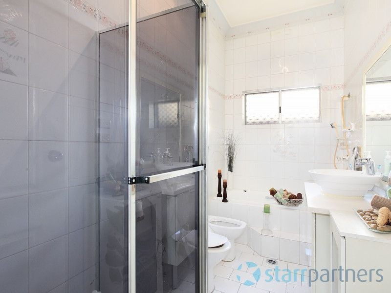 76 Cumberland Rd, Auburn NSW 2144