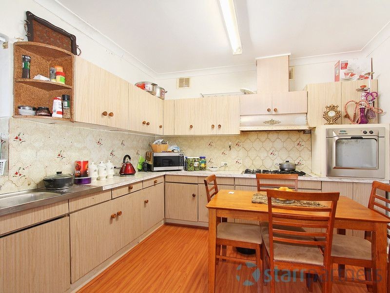 76 Cumberland Rd, Auburn NSW 2144