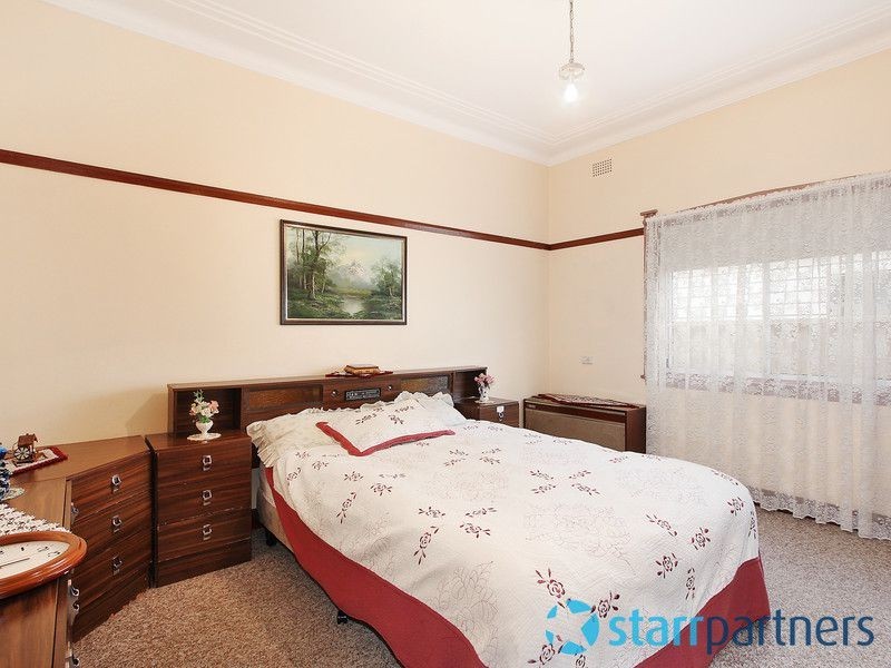4 Rossiter St, Granville NSW 2142