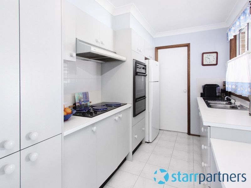 1 Ledbury Place, Chipping Norton NSW 2170