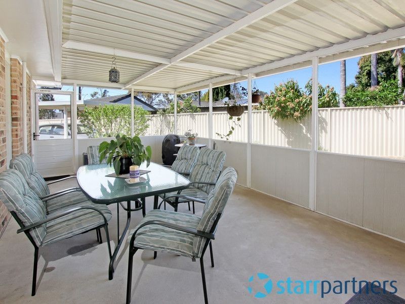 1 Ledbury Place, Chipping Norton NSW 2170