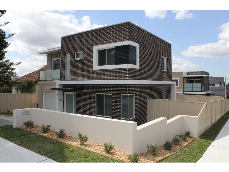 109 Warwick Rd, Merrylands NSW 2160