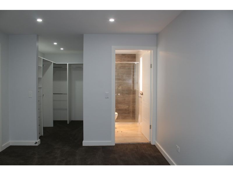 109 Warwick Rd, Merrylands NSW 2160